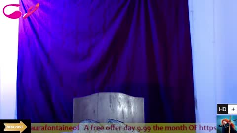 Snapshot of laura_fountain_ chatting on 23, 1, 2025 weedcam Curly Laura OF    online show from 23, 1, 2025