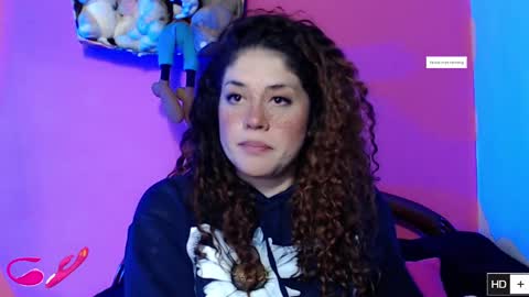 Snapshot of laura_fountain_ chatting on 10, 9, 2025 weedcam Curly Laura OF    online show from 10, 9, 2025