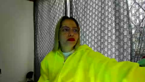 Snapshot of laura_marlyn chatting on 3, 1, 2025 LARA online show from 3, 1, 2025