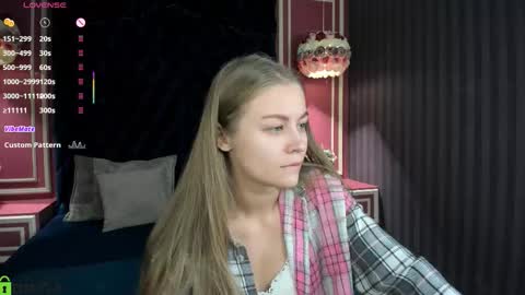 Laura online show from 4, 12, 2025