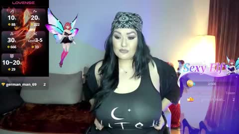 Snapshot of laura_sinner chatting on 25, 1, 2025 Laura online show from 25, 1, 2025