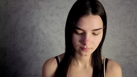 Laura online show from 12, 3, 2026