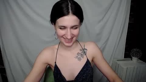 Snapshot of lauradre_ chatting on 15, 2, 2025 Laura online show from 15, 2, 2025