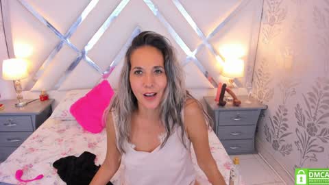 Laura online show from 3, 12, 2024