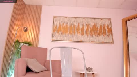 Snapshot of laurah_hill chatting on 6, 12, 2024 Lau online show from 6, 12, 2024