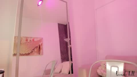 Snapshot of laurah_hill chatting on 11, 9, 2025 Lau online show from 11, 9, 2025