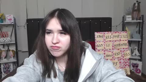 Snapshot of laurahlot chatting on 3, 2, 2025 LauraHlot online show from 3, 2, 2025