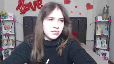 Snapshot of laurahlot chatting on 23, 2, 2025 LauraHlot online show from 23, 2, 2025