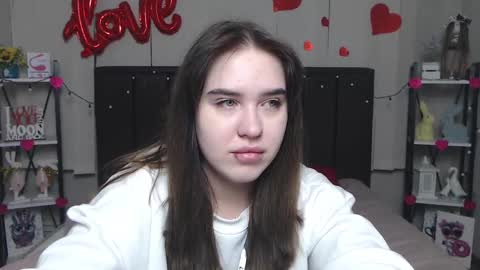 Snapshot of laurahlot chatting on 7, 3, 2025 LauraHlot online show from 7, 3, 2025