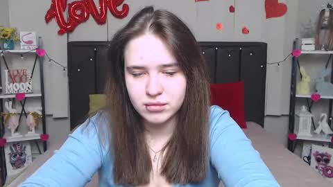 Snapshot of laurahlot chatting on 9, 3, 2025 LauraHlot online show from 9, 3, 2025