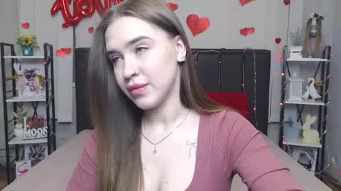 Snapshot of laurahlot chatting on 3, 2, 2026 LauraHlot online show from 3, 2, 2026