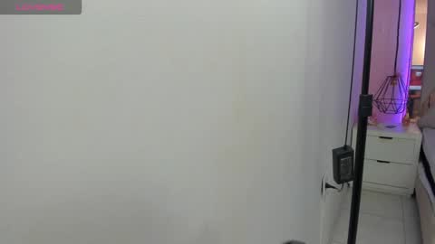 laura  online show from 20, 3, 2026