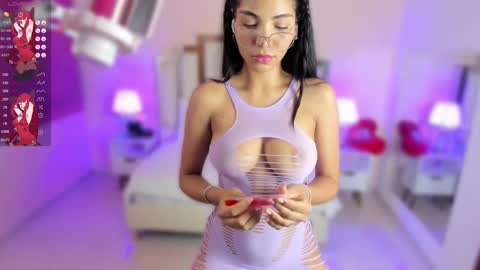 Laura MartinGMT-5 2200-0600 online show from 8, 3, 2025