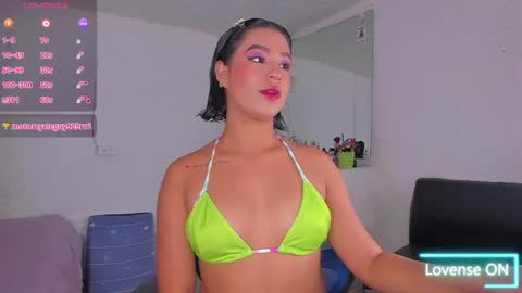 Laura Mayer online show from 21, 4, 2026