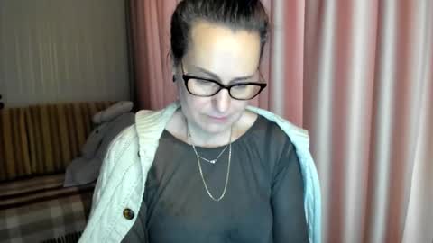 Lauraoven1 online show from 13, 2, 2026