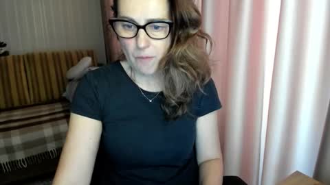 Lauraoven1 online show from 25, 2, 2026