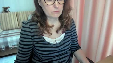 Lauraoven1 online show from 17, 3, 2026