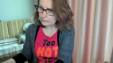 Lauraoven1 online show from 15, 5, 2026