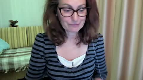 Lauraoven1 online show from 19, 6, 2026