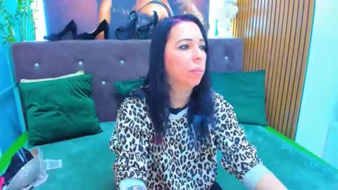 Laura online show from 13, 1, 2026