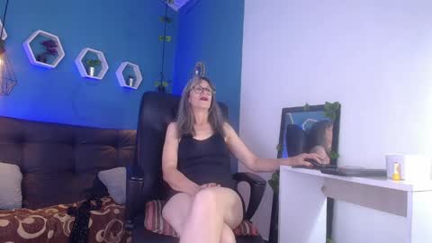 Laura Sofia online show from 27, 2, 2026