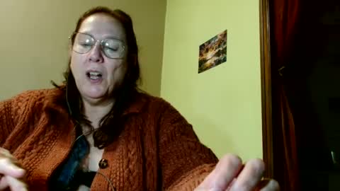 laureanne online show from 19, 12, 2024