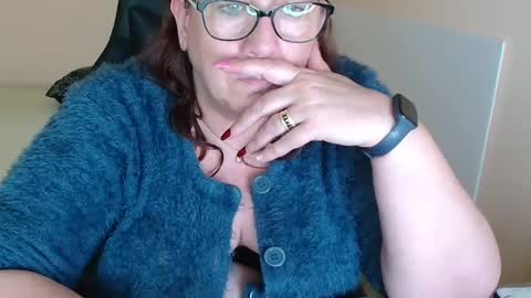 laureanne online show from 11, 3, 2025