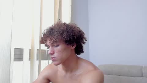 Laureent online show from 25, 12, 2024