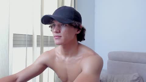 Laureent online show from 26, 12, 2024