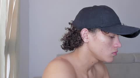 Laureent online show from 29, 1, 2025