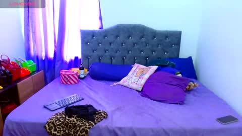 Lauren online show from 14, 10, 2025