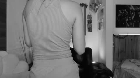 Snapshot of lauren_sweet7 chatting on 17, 12, 2024 Lauren online show from 17, 12, 2024