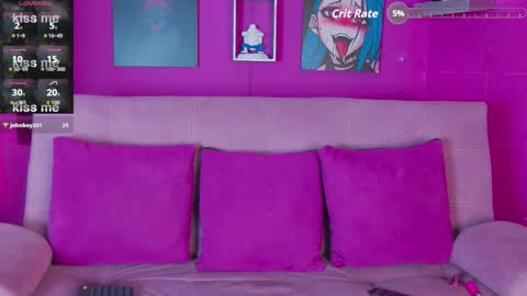 Lauren  online show from 25, 9, 2025