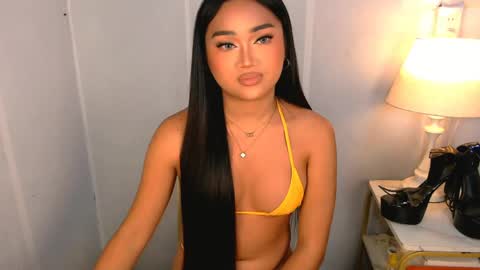 Snapshot of laurenfox16 chatting on 28, 5, 2026 chloe3 online show from 28, 5, 2026