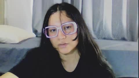 Snapshot of laurengirls1 chatting on 13, 5, 2026 onlyfan laureng7 - 7 laureng2 online show from 13, 5, 2026