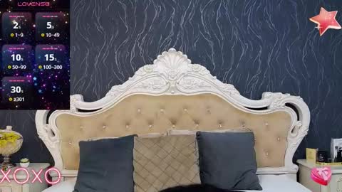 Laura online show from 5, 2, 2025