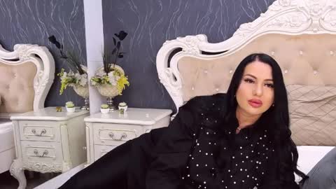 Laura online show from 16, 4, 2026