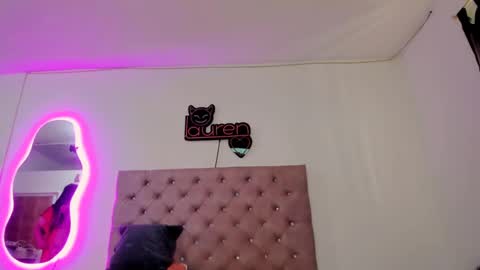 Snapshot of laurenlaine99 chatting on 11, 2, 2025 laurenlaine online show from 11, 2, 2025