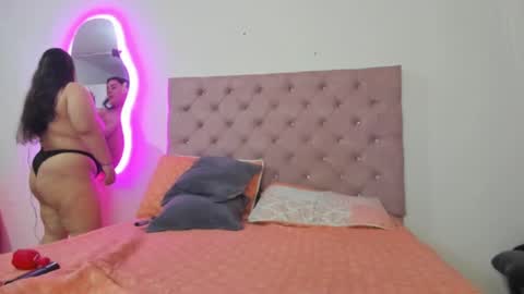 Snapshot of laurenlaine99 chatting on 8, 3, 2025 laurenlaine online show from 8, 3, 2025