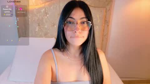 laurenn_smitth online show from 15, 1, 2026