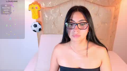 Snapshot of laurenn_smitth chatting on 16, 7, 2026 laurenn_smitth online show from 16, 7, 2026