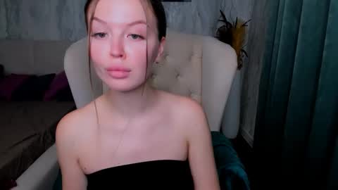 laurennhill online show from 13, 10, 2025