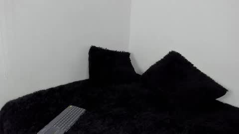 Snapshot of laurensmith9 chatting on 8, 10, 2025 laurensmith9 online show from 8, 10, 2025