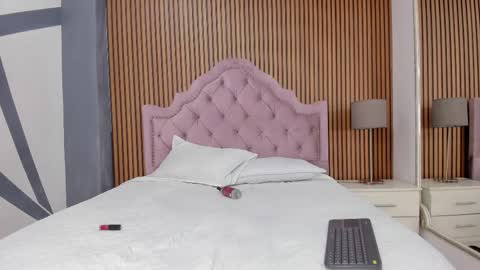 Lauren  online show from 31, 10, 2025