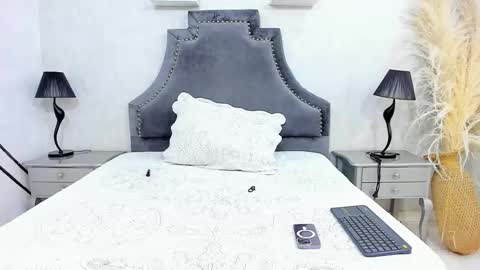 Lauren  online show from 22, 12, 2025