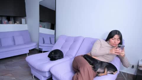 Lucie  online show from 27, 9, 2025