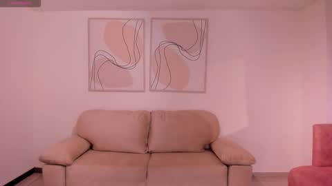 Snapshot of laurenturner_ chatting on 21, 9, 2025 Miss lauren online show from 21, 9, 2025