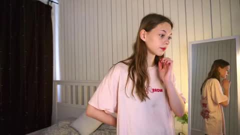 Snapshot of lauricejoto chatting on 13, 5, 2026 Kate online show from 13, 5, 2026