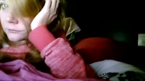Snapshot of lauriehotxxx chatting on 1, 2, 2025 lauriehotxxx online show from 1, 2, 2025