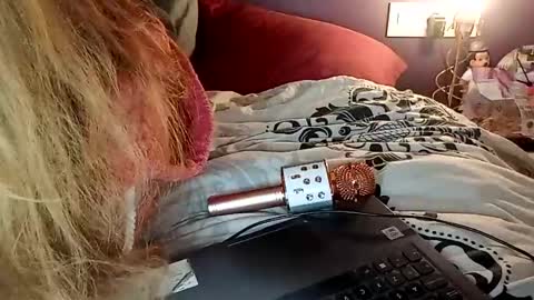 Snapshot of lauriehotxxx chatting on 9, 3, 2025 lauriehotxxx online show from 9, 3, 2025
